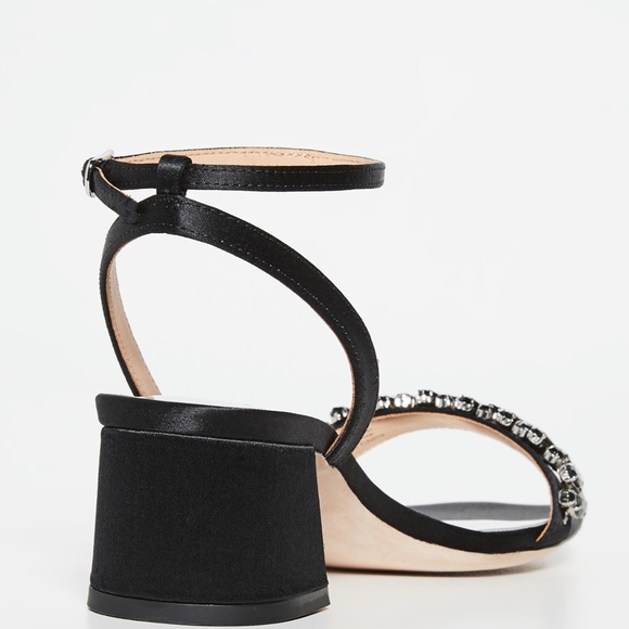 - Badgley Mischka sandals - Picture 4 of 9
